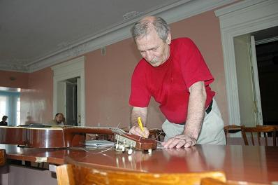 Н.Шипилов перед концертом в Доме Офицеров, Ярославль, 11.07.2006